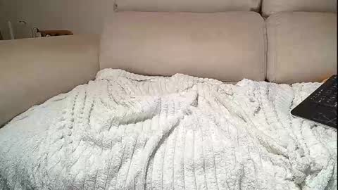 Snapshot of sex_machine_19 chatting on December 21, 12:01 pm SEX MACHINE 19 online show from December 21, 12:01 pm