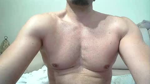 SEX MACHINE 19 online show from May 3, 10:21 am