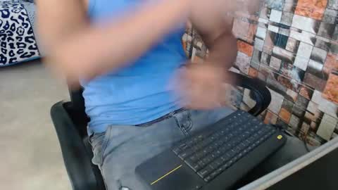 Snapshot of sexatlexx chatting on November 16, 3:06 pm arnold online show from November 16, 3:06 pm