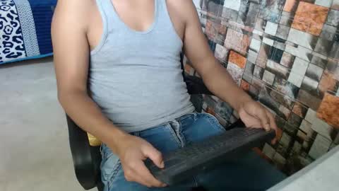 arnold online show from March 28, 3:33 pm