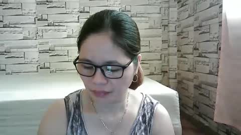 Snapshot of sexi_monica chatting on February 16, 2:09 am sexi_monica online show from February 16, 2:09 am