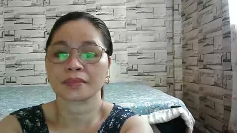 Snapshot of sexi_monica chatting on May 4, 12:39 am sexi_monica online show from May 4, 12:39 am