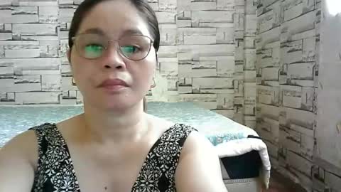 Snapshot of sexi_monica chatting on May 14, 1:23 am sexi_monica online show from May 14, 1:23 am