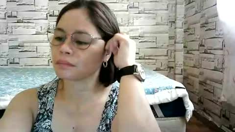Snapshot of sexi_monica chatting on May 21, 1:23 am sexi_monica online show from May 21, 1:23 am
