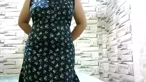 Snapshot of sexi_monica chatting on May 23, 12:27 am sexi_monica online show from May 23, 12:27 am