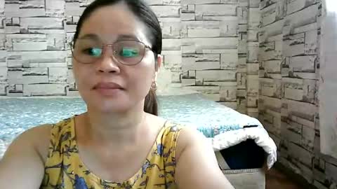 Snapshot of sexi_monica chatting on June 6, 1:43 am sexi_monica online show from June 6, 1:43 am