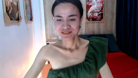 Snapshot of sexiestlara chatting on July 19, 4:33 pm lara online show from July 19, 4:33 pm