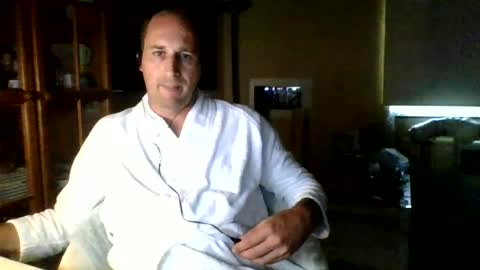 Snapshot of sexlobo1 chatting on June 18, 6:23 pm Sexlobo online show from June 18, 6:23 pm
