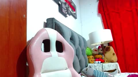 sexmilkdirty online show from March 6, 11:23 pm