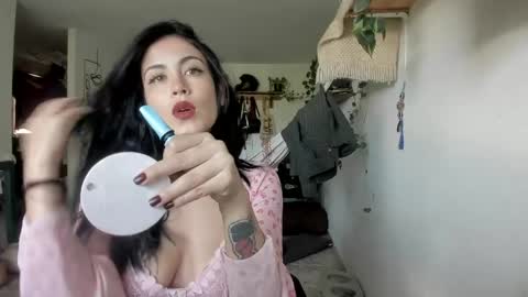         online show from April 23, 8:55 pm