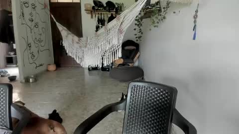         online show from May 14, 5:42 pm