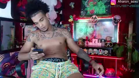 Aharon  ravelo online show from November 21, 3:38 am