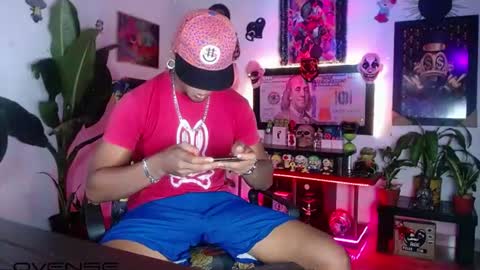Snapshot of sexo_aharon chatting on July 12, 4:25 am Aharon ravelo online show from July 12, 4:25 am