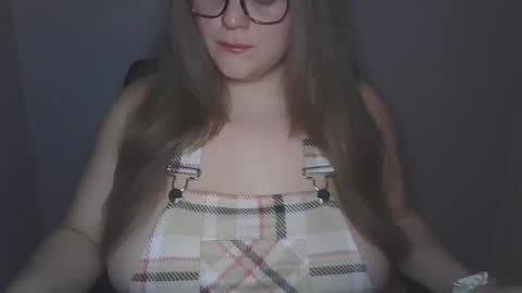 Snapshot of sexoutsouth1993 chatting on October 26, 5:46 am sexoutsouth1993 online show from October 26, 5:46 am