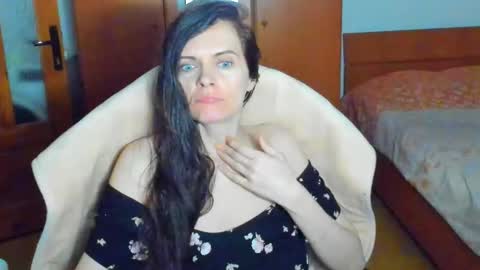 sexqueen1111 online show from November 9, 8:40 pm