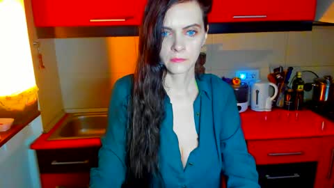 Snapshot of sexqueen1111 chatting on May 23, 6:12 pm sexqueen1111 online show from May 23, 6:12 pm