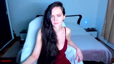 Snapshot of sexqueen1111 chatting on July 25, 12:53 am sexqueen1111 online show from July 25, 12:53 am
