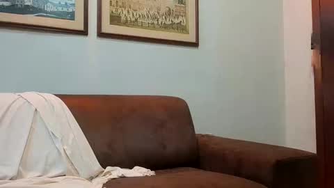 Snapshot of sexshyfun chatting on March 11, 10:42 pm sexshyfun online show from March 11, 10:42 pm