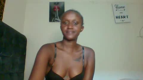 Snapshot of sexsy_sally chatting on January 4, 9:20 pm sexsysally online show from January 4, 9:20 pm
