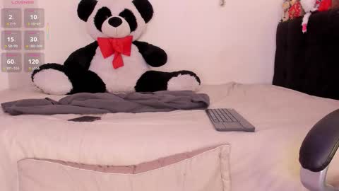 Ask me  online show from February 25, 4:11 am