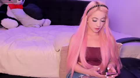 Snapshot of sextape_couple chatting on August 2, 4:00 am Ask me online show from August 2, 4:00 am