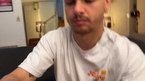 Andrea online show from December 18, 1:11 am