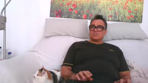 Snapshot of sexurbation chatting on December 22, 12:38 pm Sexurbation online show from December 22, 12:38 pm