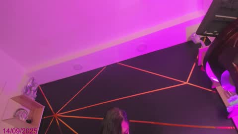 Tifanny Benitez  online show from September 14, 1:43 pm