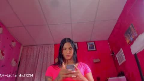 Snapshot of sexwildlatin chatting on July 6, 8:33 pm Tifanny Benitez online show from July 6, 8:33 pm