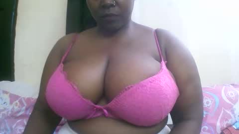 sexxi_ebony online show from April 9, 10:20 am