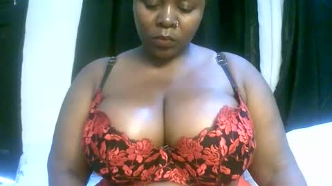 sexxi_ebony online show from April 23, 1:57 pm