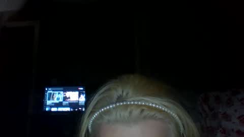 Snapshot of sexxiibossbabe chatting on November 18, 6:51 am sexxiibossbabe online show from November 18, 6:51 am