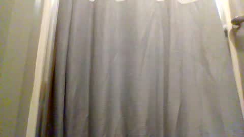 Leeah CloudZzz online show from March 10, 10:20 am