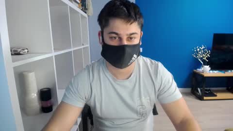 Tommy online show from March 12, 7:49 pm