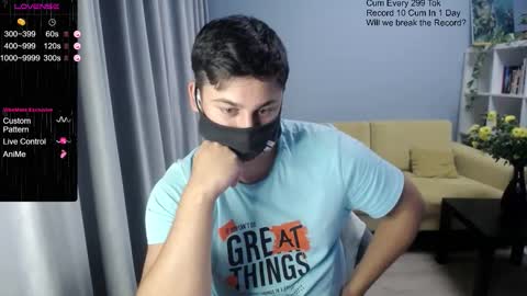 Tommy online show from October 25, 8:14 pm