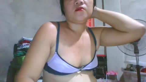 sexxxymomsh online show from June 18, 6:57 am