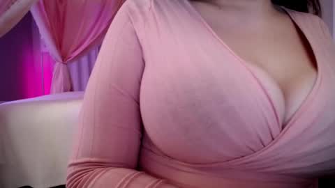 Snapshot of sexxxyprincess chatting on February 13, 2:34 am Princess online show from February 13, 2:34 am