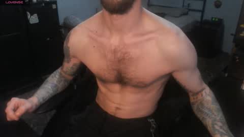 Snapshot of sexxxysiul chatting on December 14, 11:15 am SiuL online show from December 14, 11:15 am