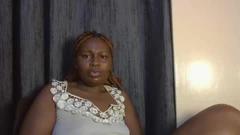 sexxy_amira online show from October 19, 9:54 am