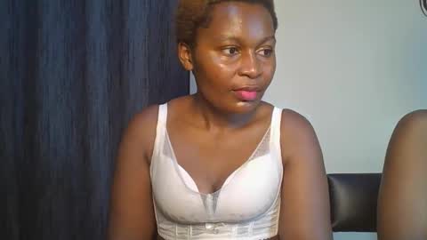 sexxy_amira online show from November 26, 6:09 pm