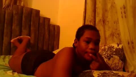 sexxy_beiby online show from March 9, 1:31 am