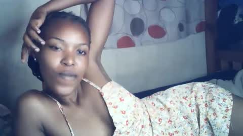 sexxy_curvy23 online show from January 15, 7:02 am