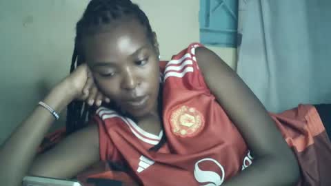 Snapshot of sexxy_curvy23 chatting on June 21, 3:42 am sexxy_curvy23 online show from June 21, 3:42 am