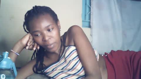 Snapshot of sexxy_curvy23 chatting on July 10, 5:12 am sexxy_curvy23 online show from July 10, 5:12 am