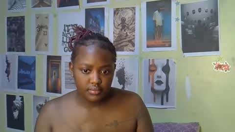 sexxykaree online show from April 19, 12:04 pm