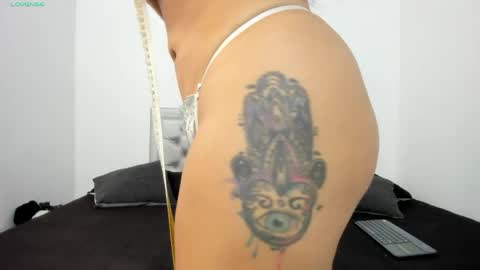 Snapshot of sexxylatincouple1 chatting on May 14, 9:49 am sexxylatincouple1 online show from May 14, 9:49 am