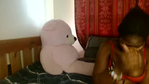 sexxypritty online show from October 3, 8:22 am