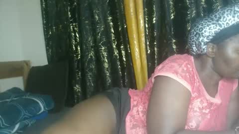 sexxypritty online show from June 7, 7:28 pm