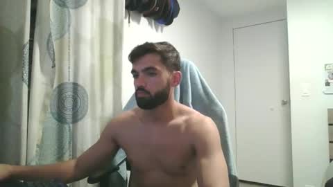 Snapshot of sexy04111 chatting on December 21, 7:15 am sexy04111 online show from December 21, 7:15 am