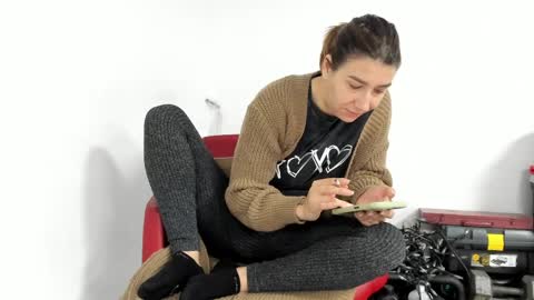 Ana  Rusakova online show from April 1, 11:44 am